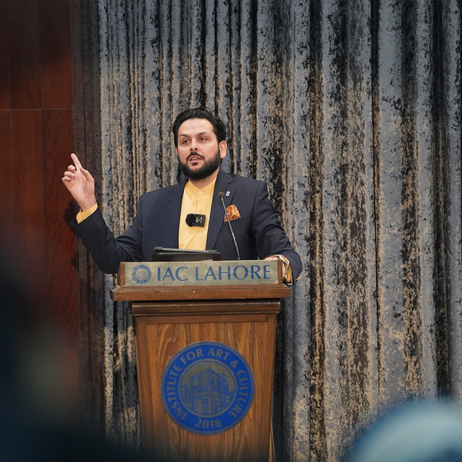 Israr Ul Hassan Syed delivering a lecture at IAC Lahore
